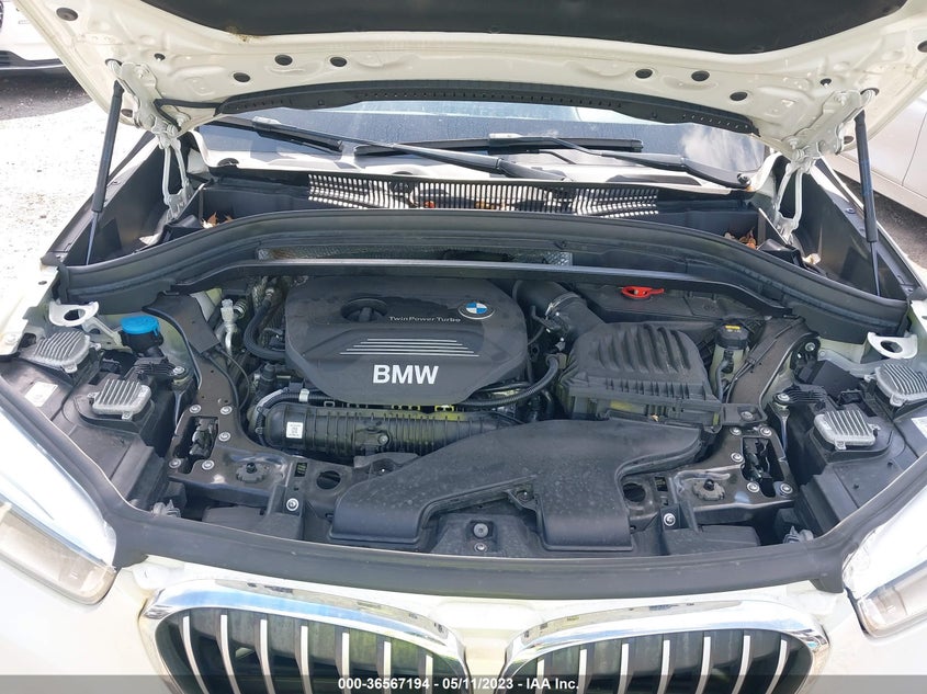 VIN WBXHT3Z36H4A52350 2017 BMW X1 XDRIVE28I