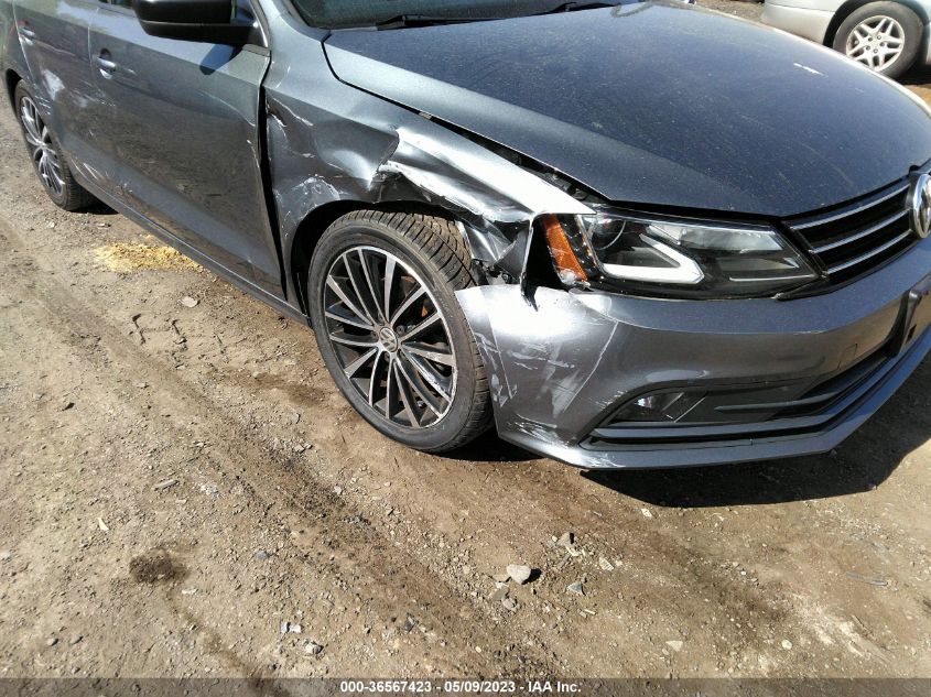 2016 VOLKSWAGEN JETTA SEDAN 1.8T SPORT - 3VWD17AJXGM396408