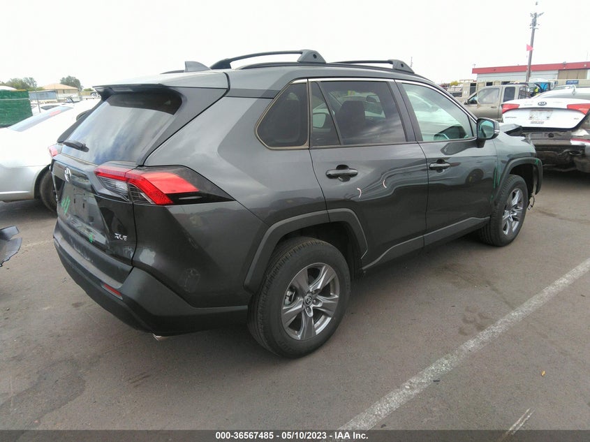 VIN 2T3W1RFV4NC185852 2022 TOYOTA RAV4 XLE