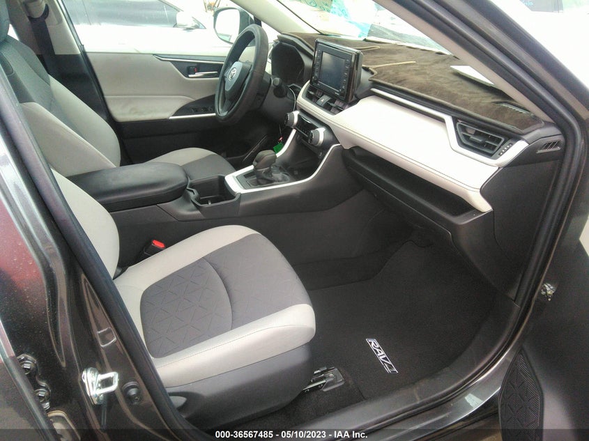 VIN 2T3W1RFV4NC185852 2022 TOYOTA RAV4 XLE