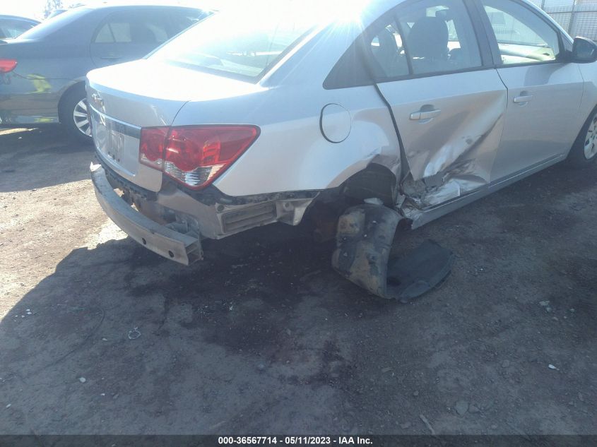 2014 CHEVROLET CRUZE LS - 1G1PA5SH2E7233896
