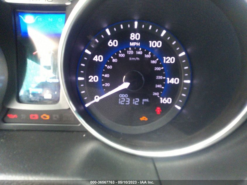 2015 HYUNDAI SONATA HYBRID - KMHEC4A41FA139686