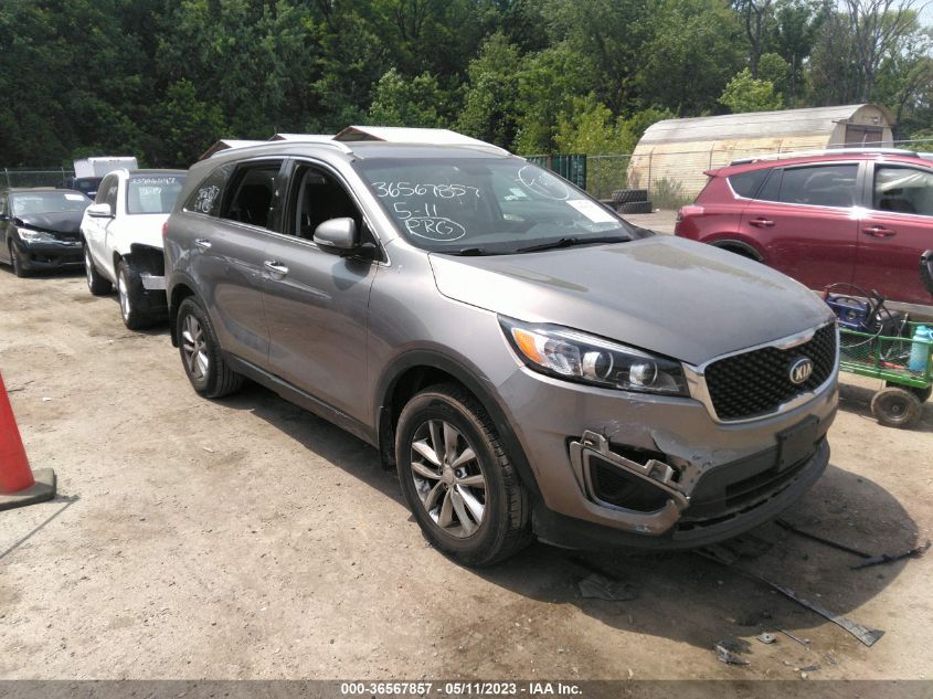 2017 KIA SORENTO LX - 5XYPG4A34HG254679