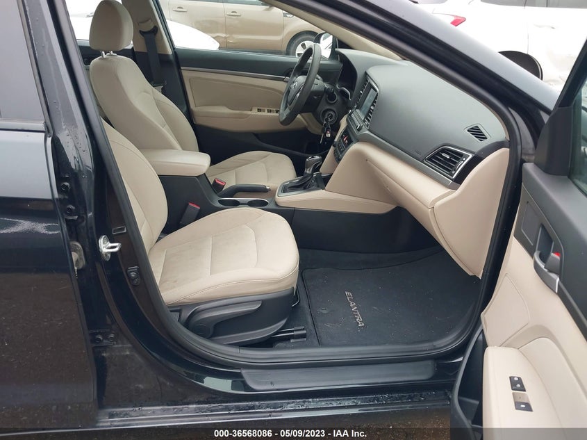 VIN 5NPD84LF2HH156900 2017 HYUNDAI ELANTRA SE