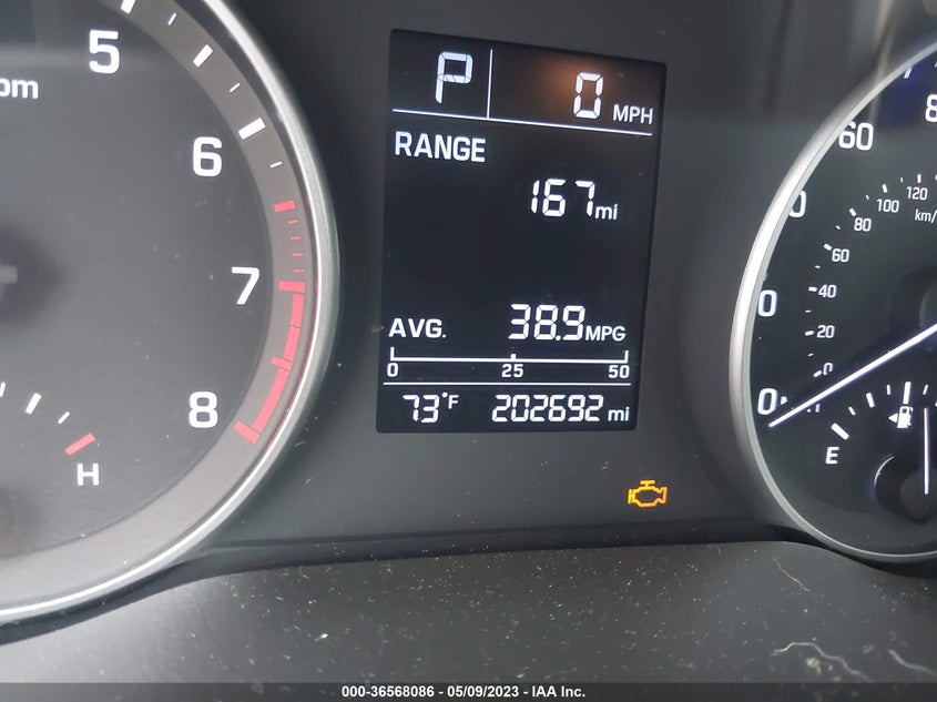 VIN 5NPD84LF2HH156900 2017 HYUNDAI ELANTRA SE