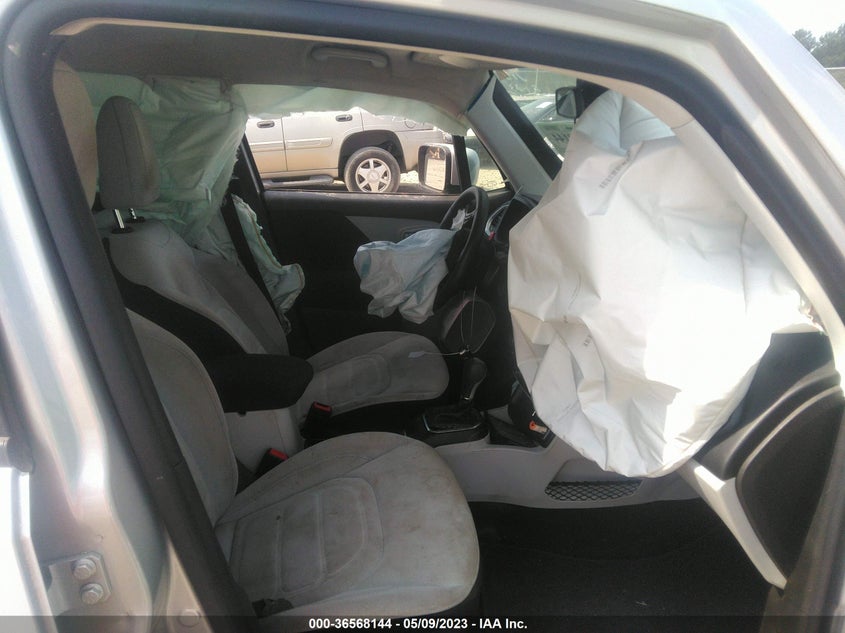 VIN ZACNJABB2KPK56495 2019 JEEP RENEGADE LATITUDE