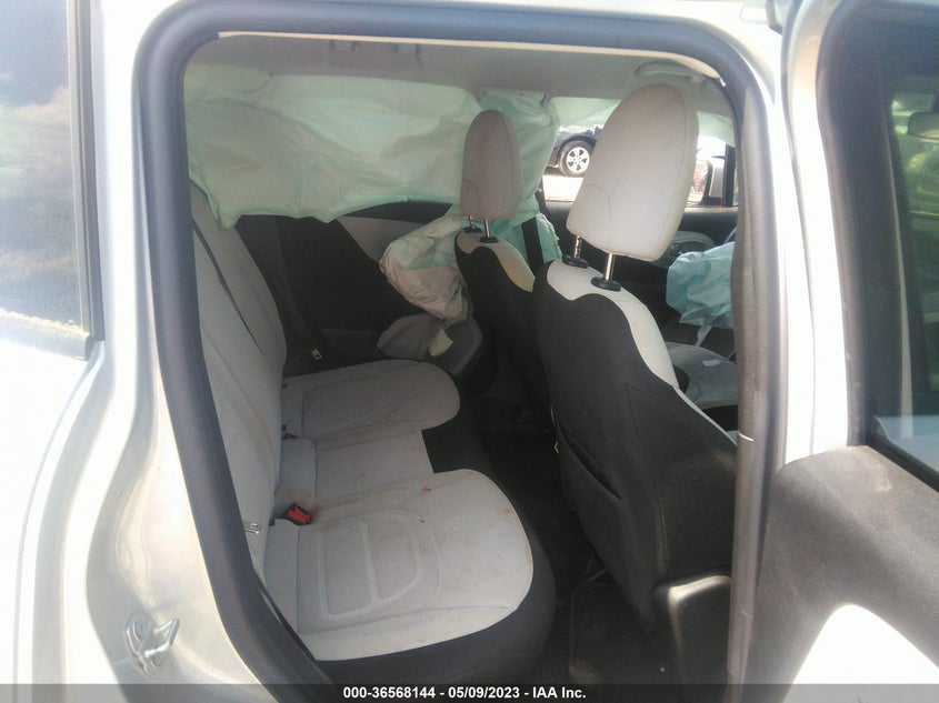 VIN ZACNJABB2KPK56495 2019 JEEP RENEGADE LATITUDE