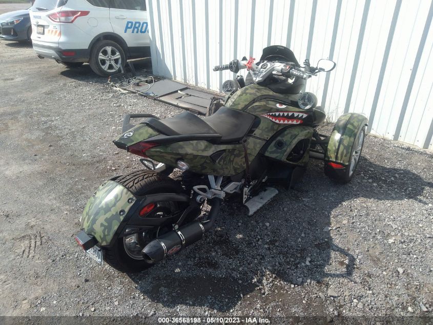 2016 CAN-AM SPYDER ROADSTER RS/RS-S 2BXNAAC22GD000160