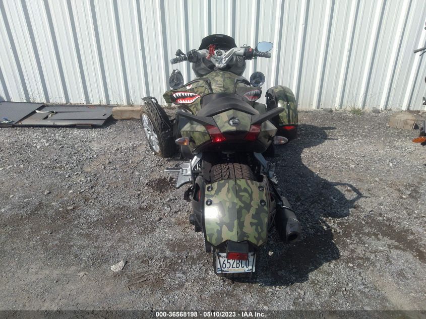 2016 CAN-AM SPYDER ROADSTER RS/RS-S 2BXNAAC22GD000160