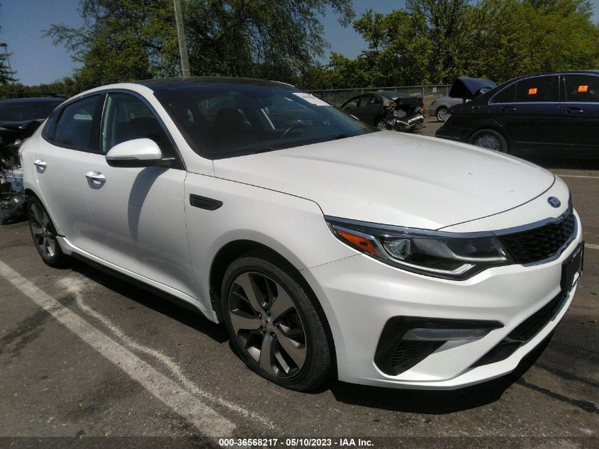 2019 KIA OPTIMA S - 5XXGT4L32KG289211