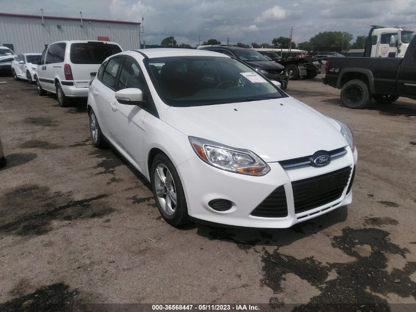 2014 FORD FOCUS SE - 1FADP3K26EL130972