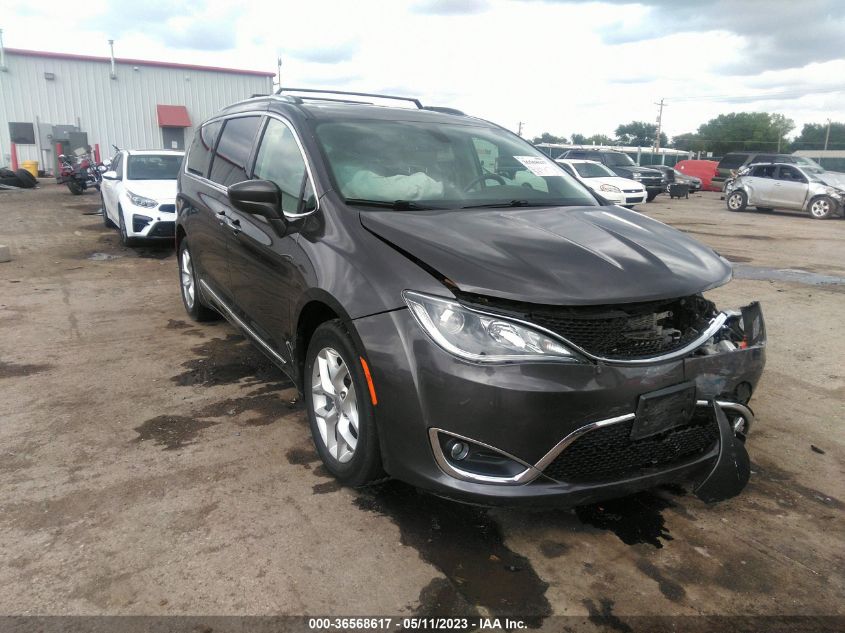 2020 CHRYSLER PACIFICA TOURING L - 2C4RC1BG6LR115176