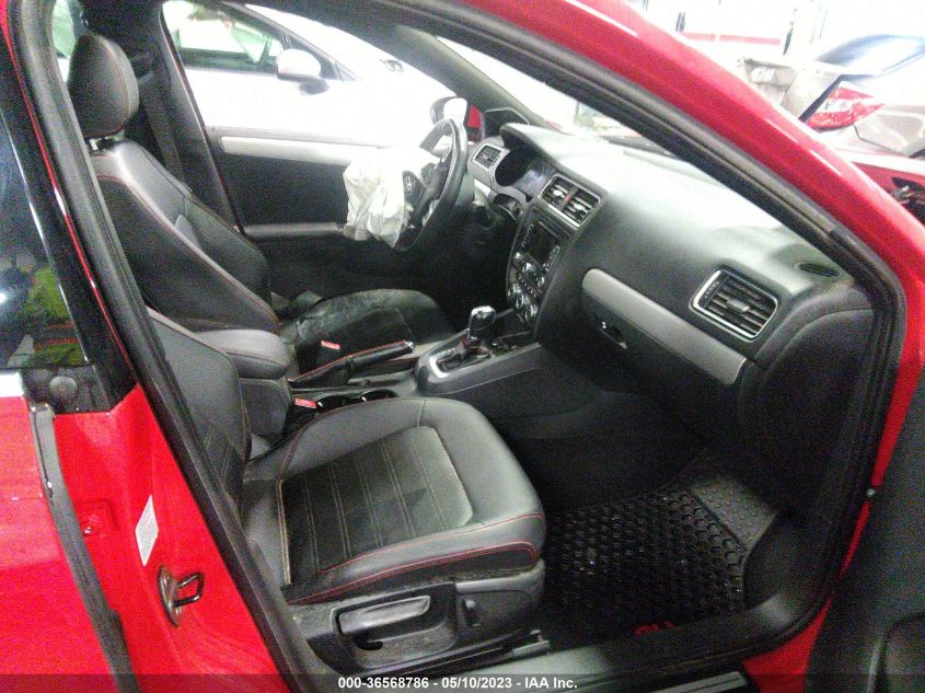 2013 VOLKSWAGEN GLI AUTOBAHN W/NAV 3VW467AJ7DM376050