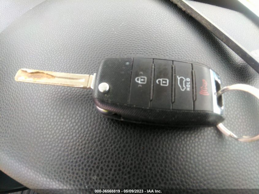 2015 KIA SOUL BASE - KNDJN2A20F7147016