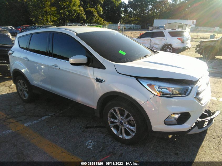 2017 FORD ESCAPE SE - 1FMCU0GDXHUF04517