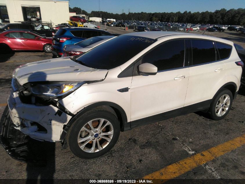 2017 FORD ESCAPE SE - 1FMCU0GDXHUF04517