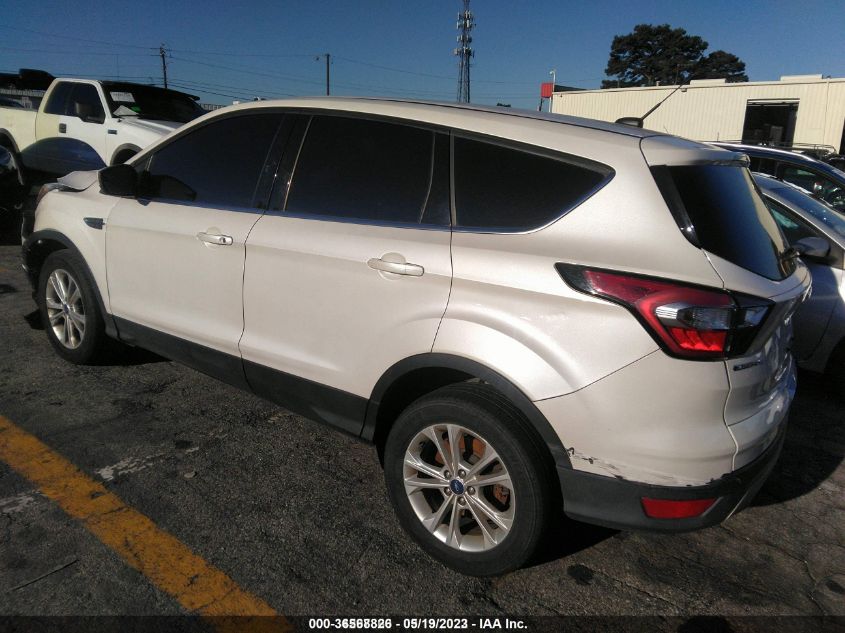 2017 FORD ESCAPE SE - 1FMCU0GDXHUF04517