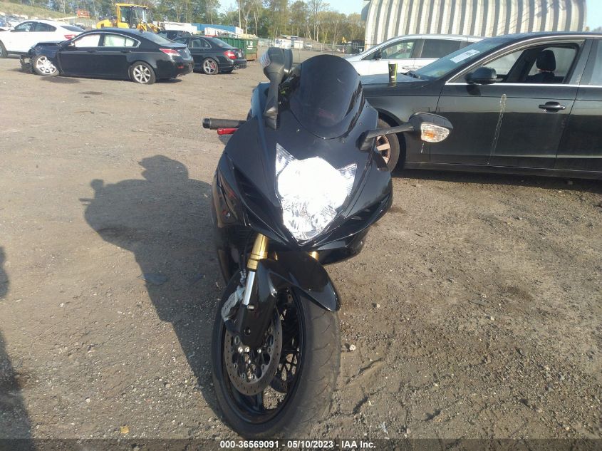 2016 SUZUKI GSX-R750 - JS1GR7MA6G2100693