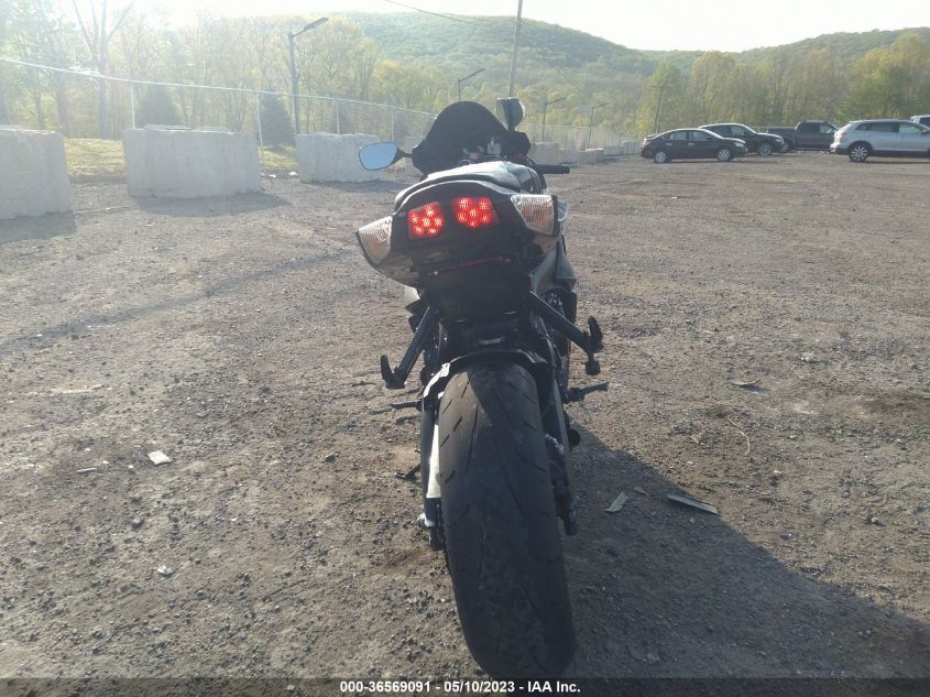 2016 SUZUKI GSX-R750 - JS1GR7MA6G2100693