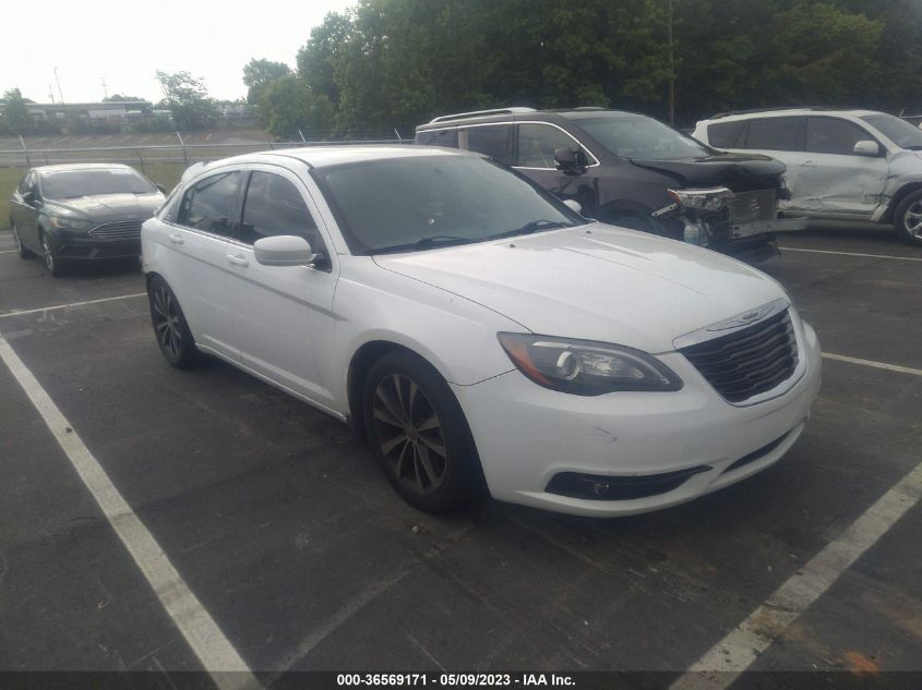 2014 CHRYSLER 200 TOURING - 1C3CCBBG1EN198841