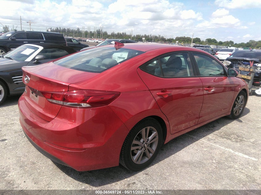 VIN 5NPD84LF4JH298185 2018 HYUNDAI ELANTRA SEL