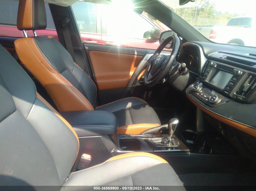 2017 TOYOTA RAV4 SE - JTMJFREV0HJ138753