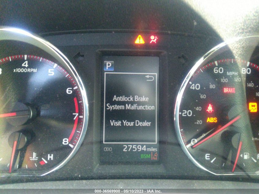2017 TOYOTA RAV4 SE - JTMJFREV0HJ138753