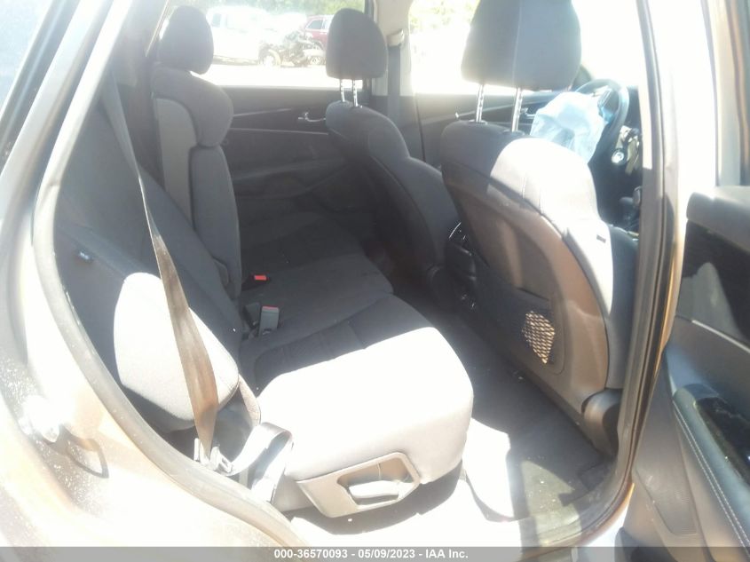 2019 KIA SORENTO LX - 5XYPG4A3XKG510881