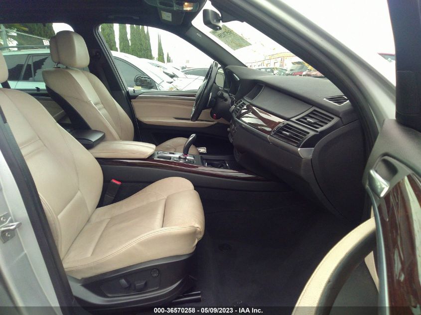 2013 BMW X5 XDRIVE35I - 5UXZV4C58D0E13380
