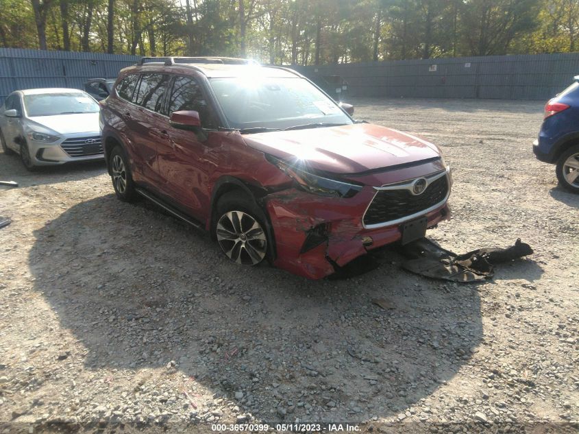 2021 TOYOTA HIGHLANDER XLE - 5TDGZRBH4MS107101