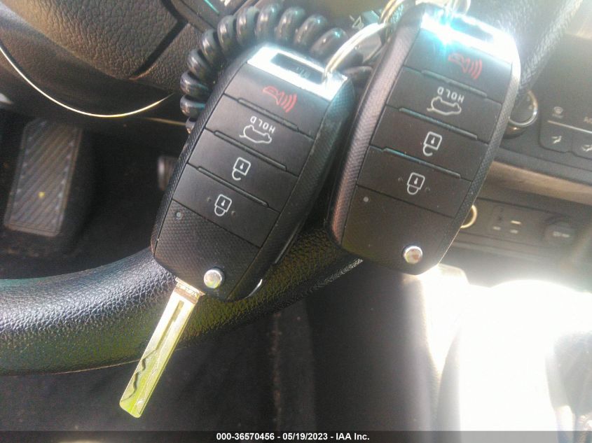 2016 KIA SPORTAGE LX - KNDPBCAC9G7812174