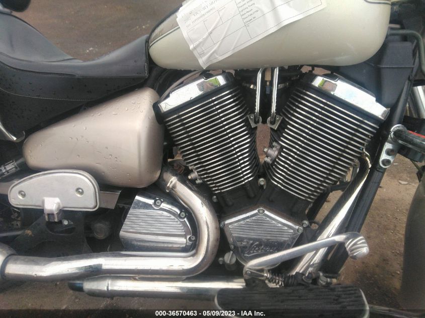 2002 VICTORY MOTORCYCLES DELUXE TOURING 5VPTD16D823000932