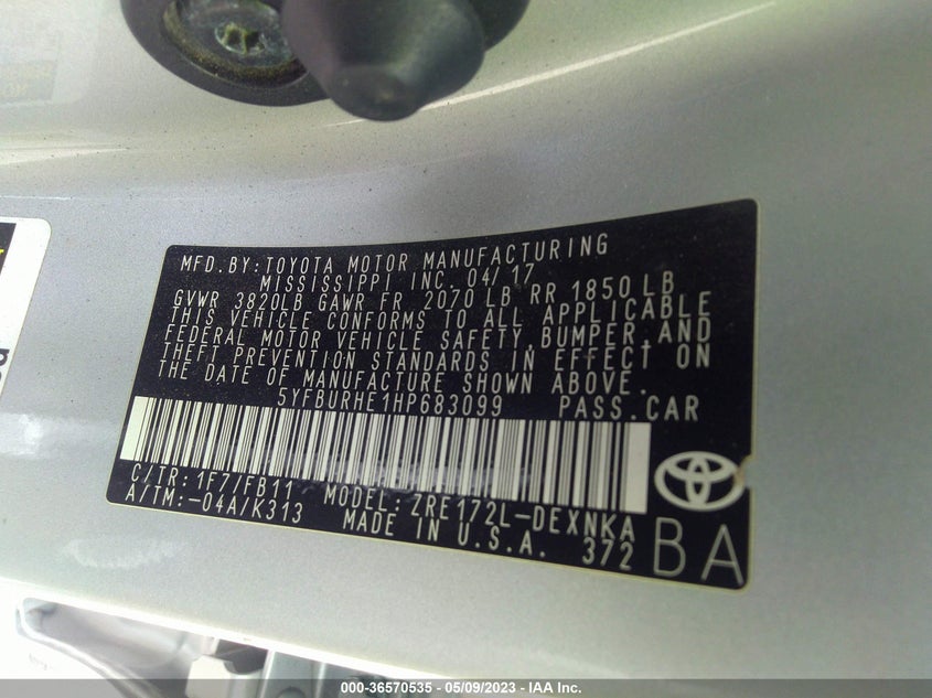 VIN 5YFBURHE1HP683099 2017 TOYOTA COROLLA LE