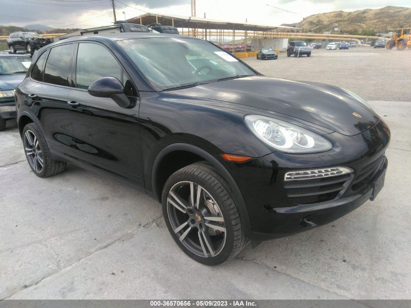 2013 PORSCHE CAYENNE S - WP1AB2A29DLA83778