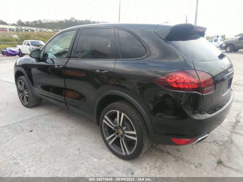 2013 PORSCHE CAYENNE S - WP1AB2A29DLA83778