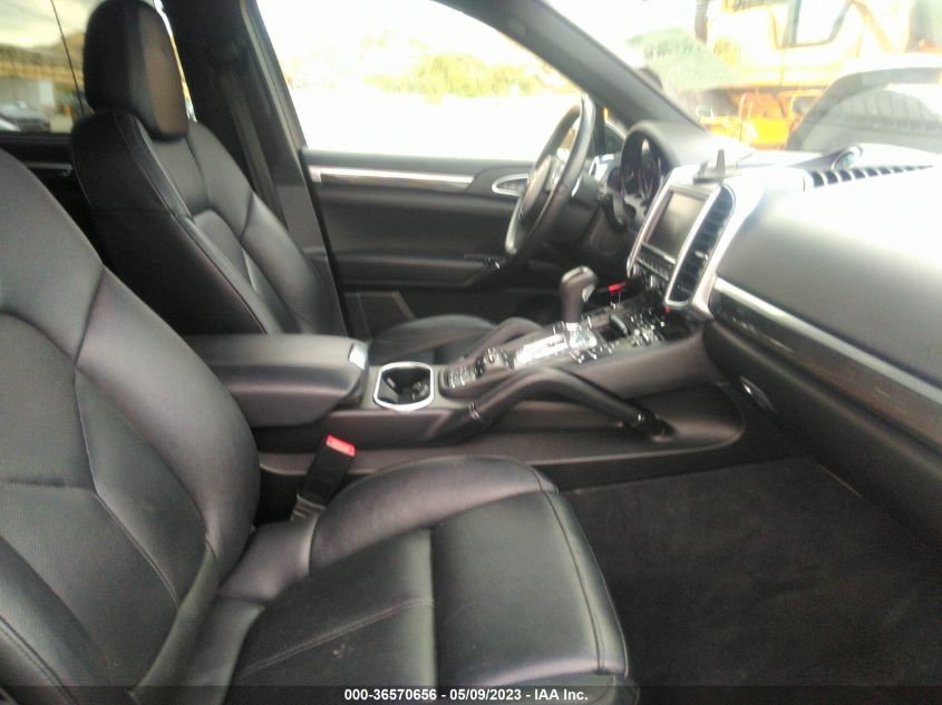 2013 PORSCHE CAYENNE S - WP1AB2A29DLA83778