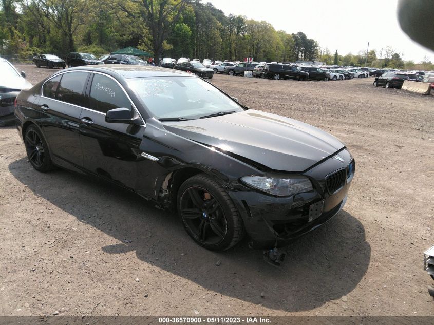 2013 BMW 5 SERIES 528I XDRIVE - WBAXH5C59DDW11863