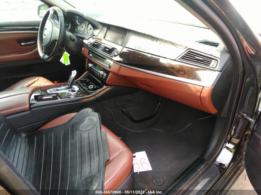 2013 BMW 5 SERIES 528I XDRIVE - WBAXH5C59DDW11863