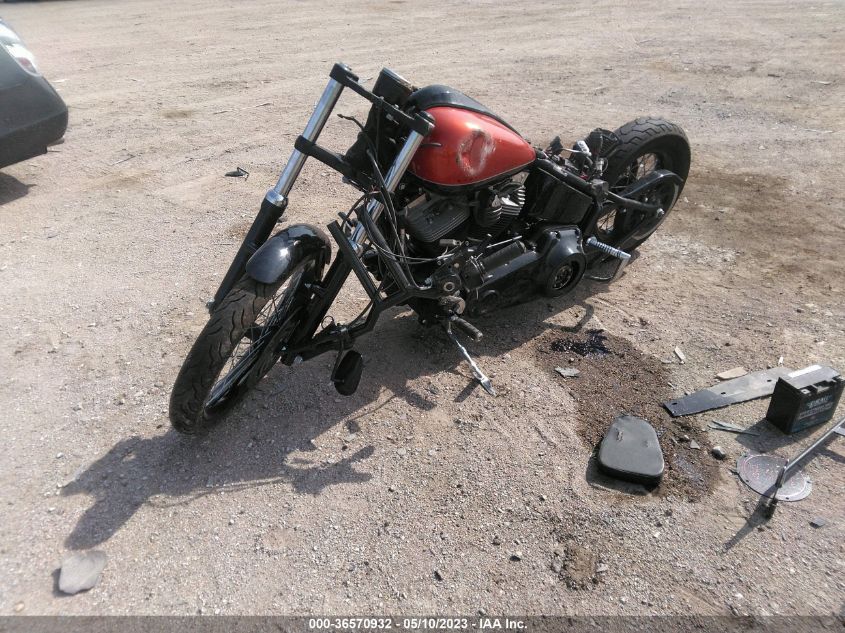2011 HARLEY-DAVIDSON FXS - 1HD1JP520BB031758