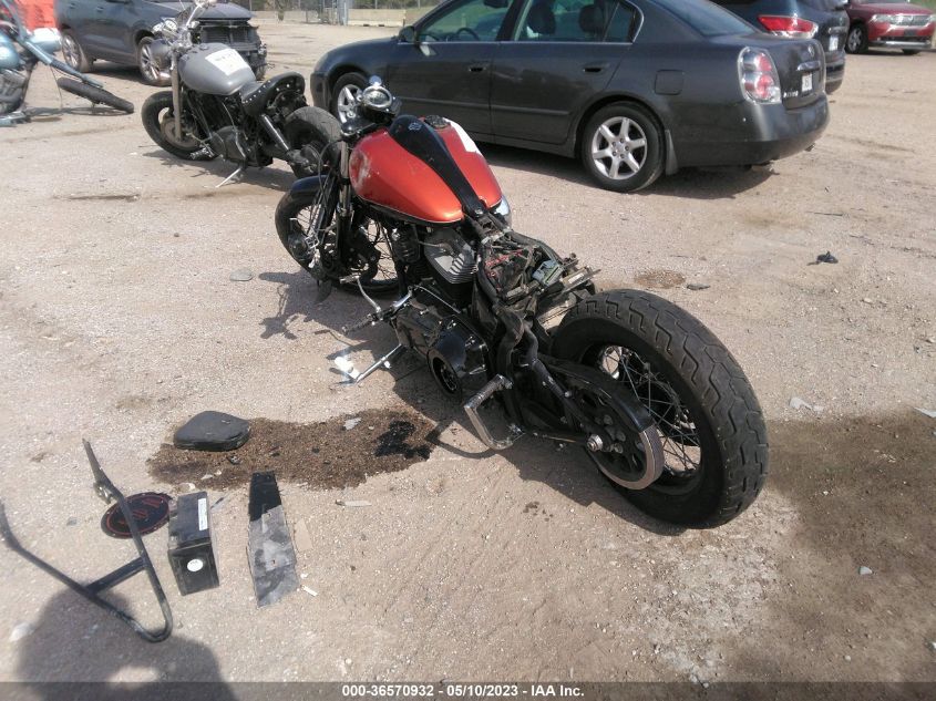 2011 HARLEY-DAVIDSON FXS - 1HD1JP520BB031758