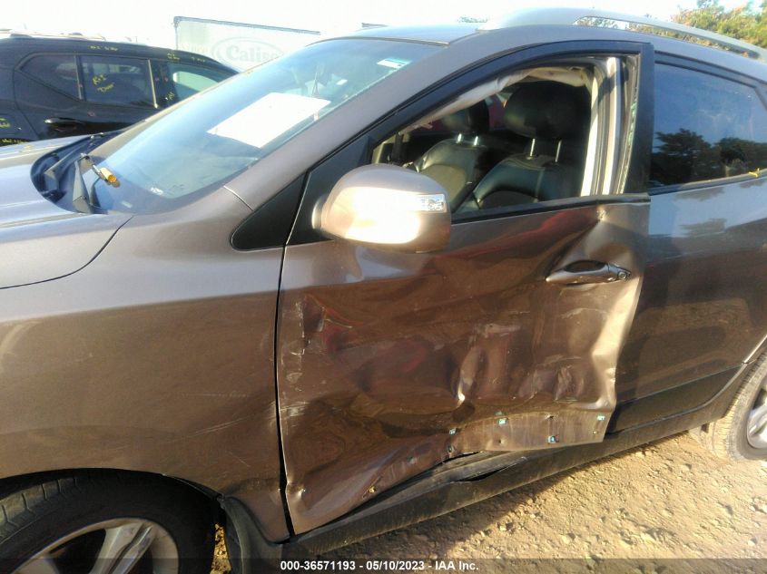 2013 HYUNDAI TUCSON GLS - KM8JUCAC7DU576794