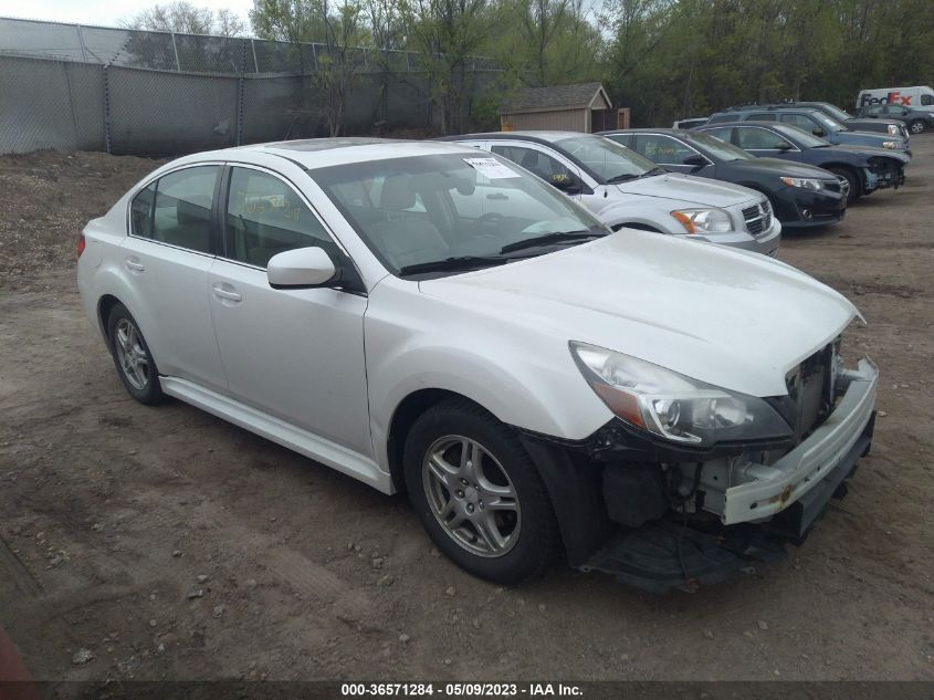 2014 SUBARU LEGACY 2.5I LIMITED - 4S3BMCM69E3033095