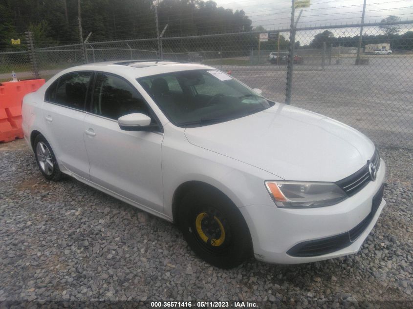 2014 VOLKSWAGEN JETTA SEDAN TDI W/PREMIUM - 3VWLL7AJXEM432021