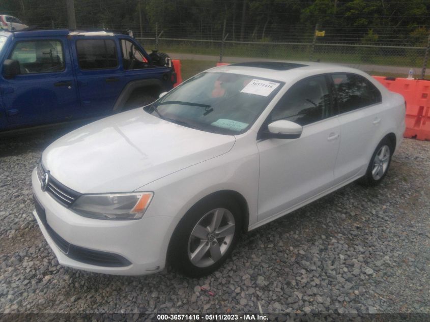 2014 VOLKSWAGEN JETTA SEDAN TDI W/PREMIUM - 3VWLL7AJXEM432021