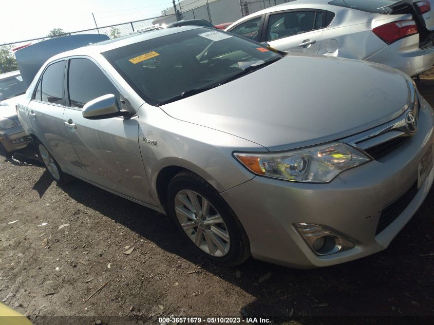 2014 TOYOTA CAMRY HYBRID LE/XLE/SE LIMITED EDITION - 4T1BD1FK1EU128318