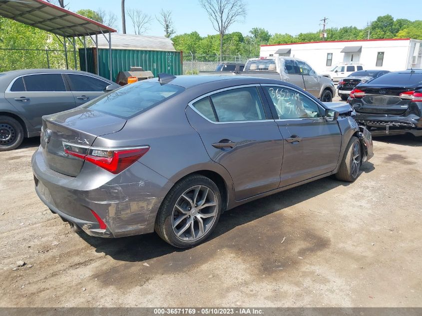 19UDE2F7XMA008370 Acura ILX PREMIUM/TECHNOLOGY 4