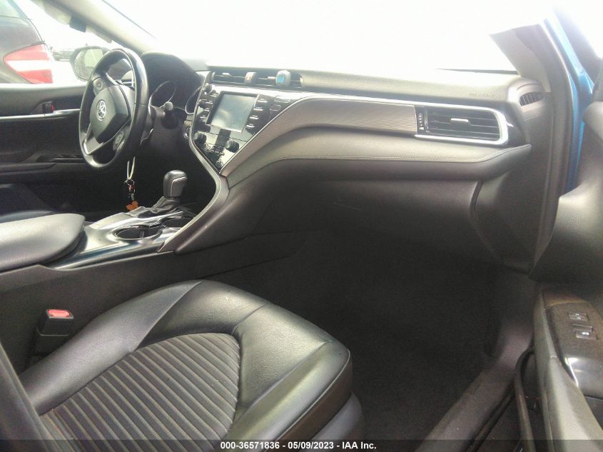 2018 TOYOTA CAMRY SE - 4T1B11HK0JU104480