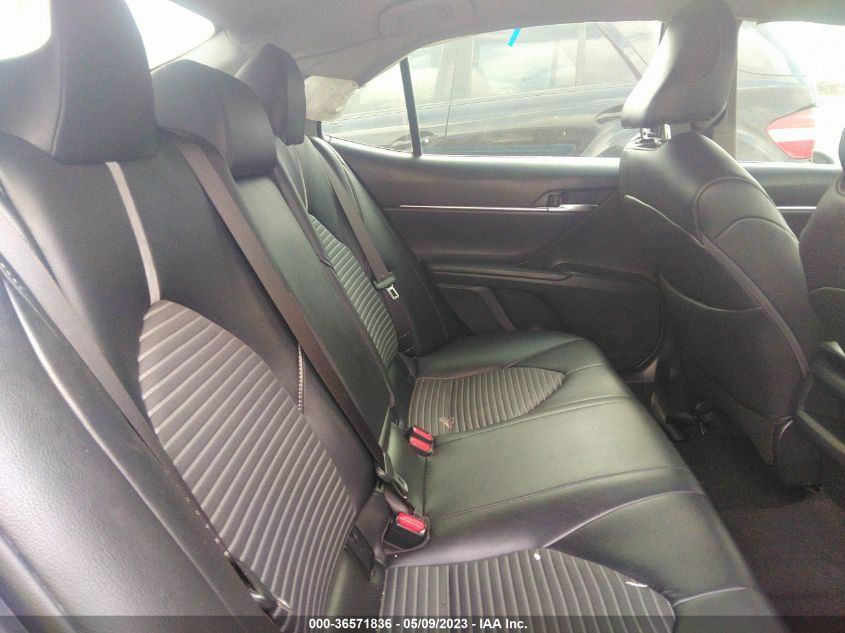2018 TOYOTA CAMRY SE - 4T1B11HK0JU104480
