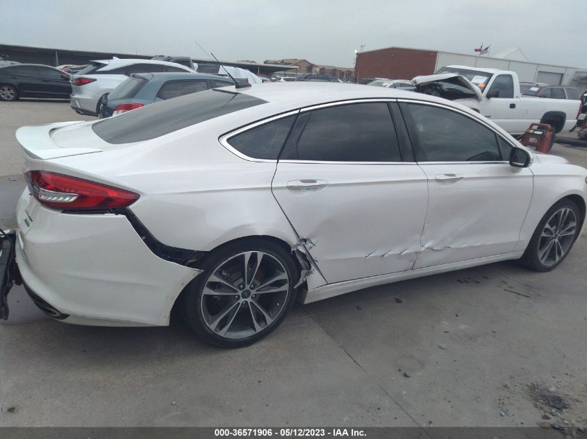 2018 FORD FUSION TITANIUM/PLATINUM - 3FA6P0K99JR186291