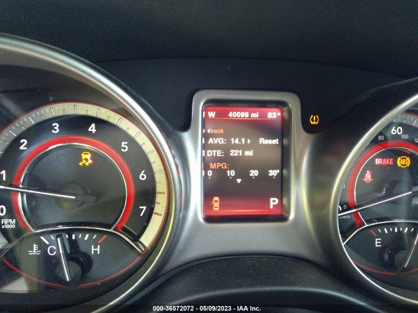 2017 DODGE JOURNEY CROSSROAD PLUS - 3C4PDCGG4HT643957